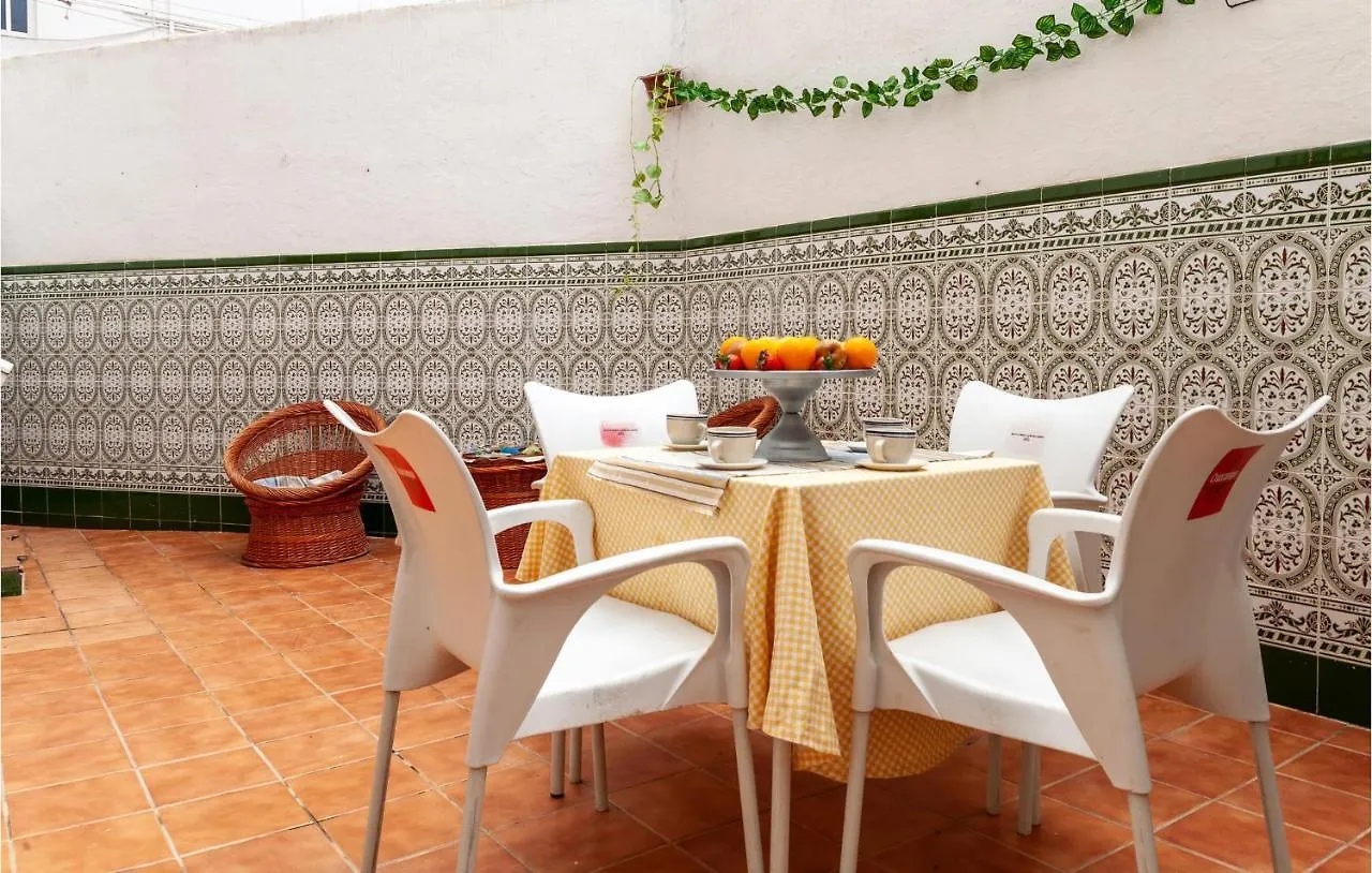 3 Bedroom Nice Apartment In Huelva